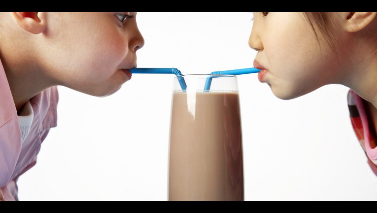 Польза какао порошка с молоком для детей thumbnail